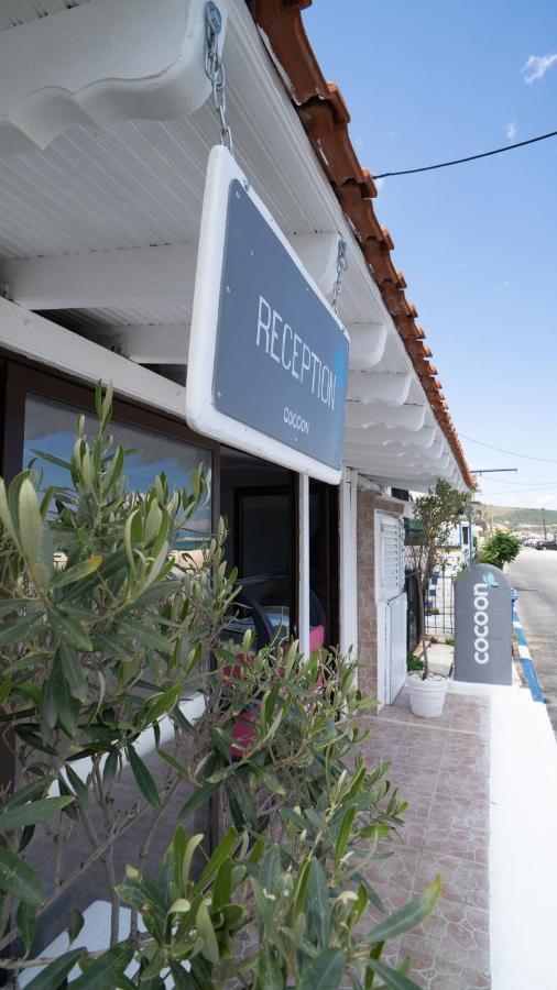 Cocoon Hotel-Beach Bar Сарти Екстериор снимка