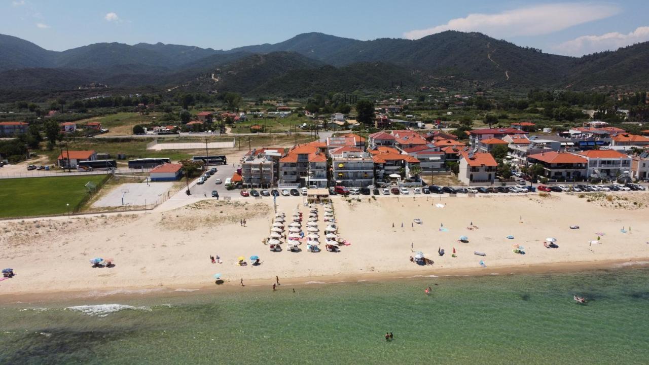 Cocoon Hotel-Beach Bar Сарти Екстериор снимка